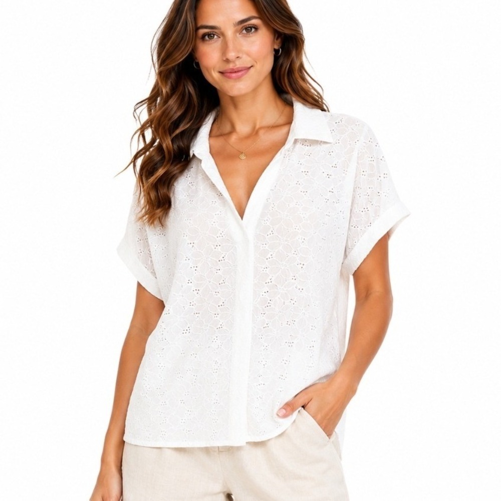 Rio & Rian Polo Top Women 1X White Eyelet Floral V-Neck Short Sleeve New